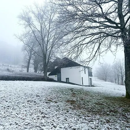 Spacious In Hambachtal Vakantiehuis *