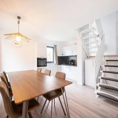 Holiday home Spacious In Hambachtal *