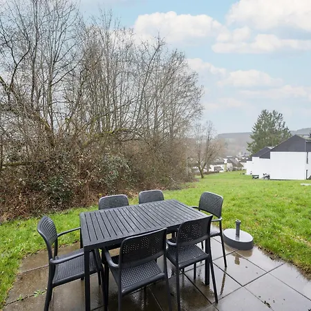 Holiday home Spacious In Hambachtal *