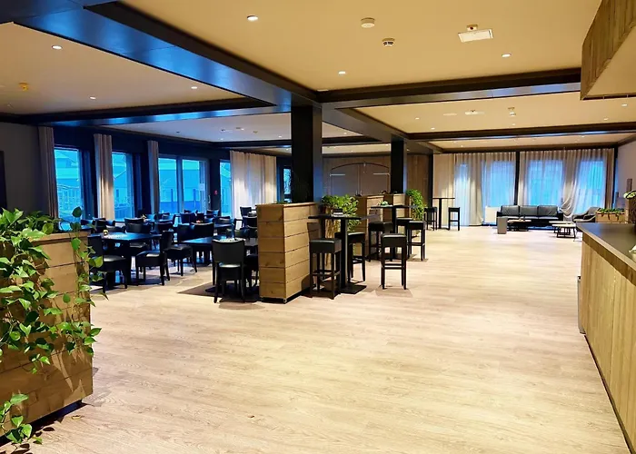 Spacious In Hambachtal Casa de Férias Oberhambach