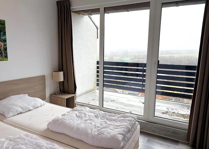 Spacious In Hambachtal *